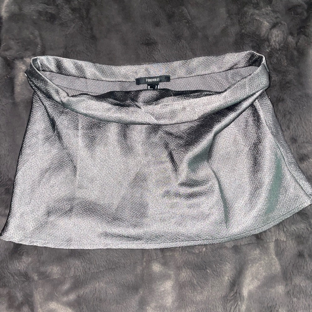 Trendy Metallic Top